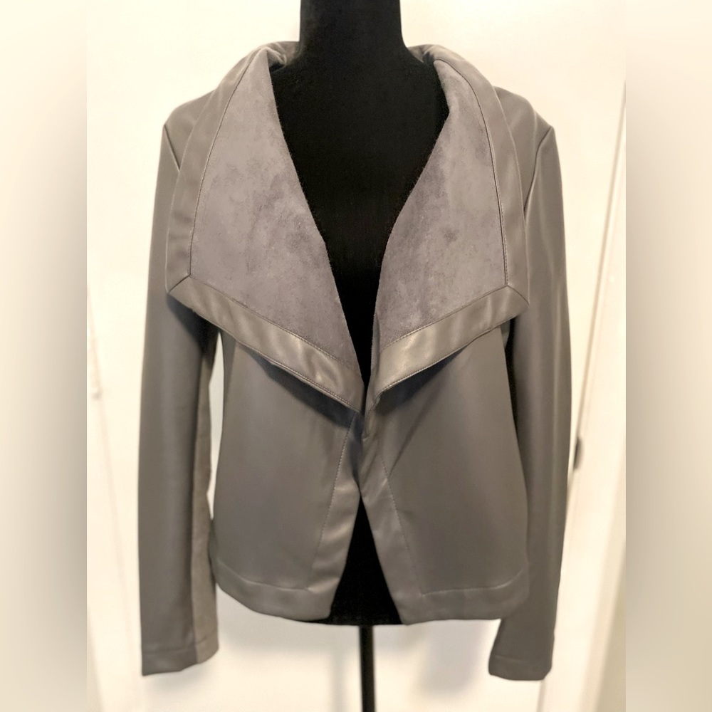 BB Dakota Faux Leather Jacket. Size medium, grey.